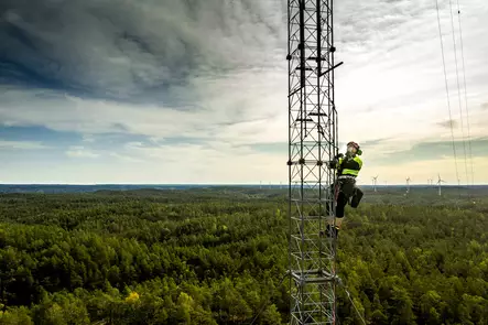 5529 CAPRIHOUSUT - Capri-housut ja shortsit - 645529 - 2